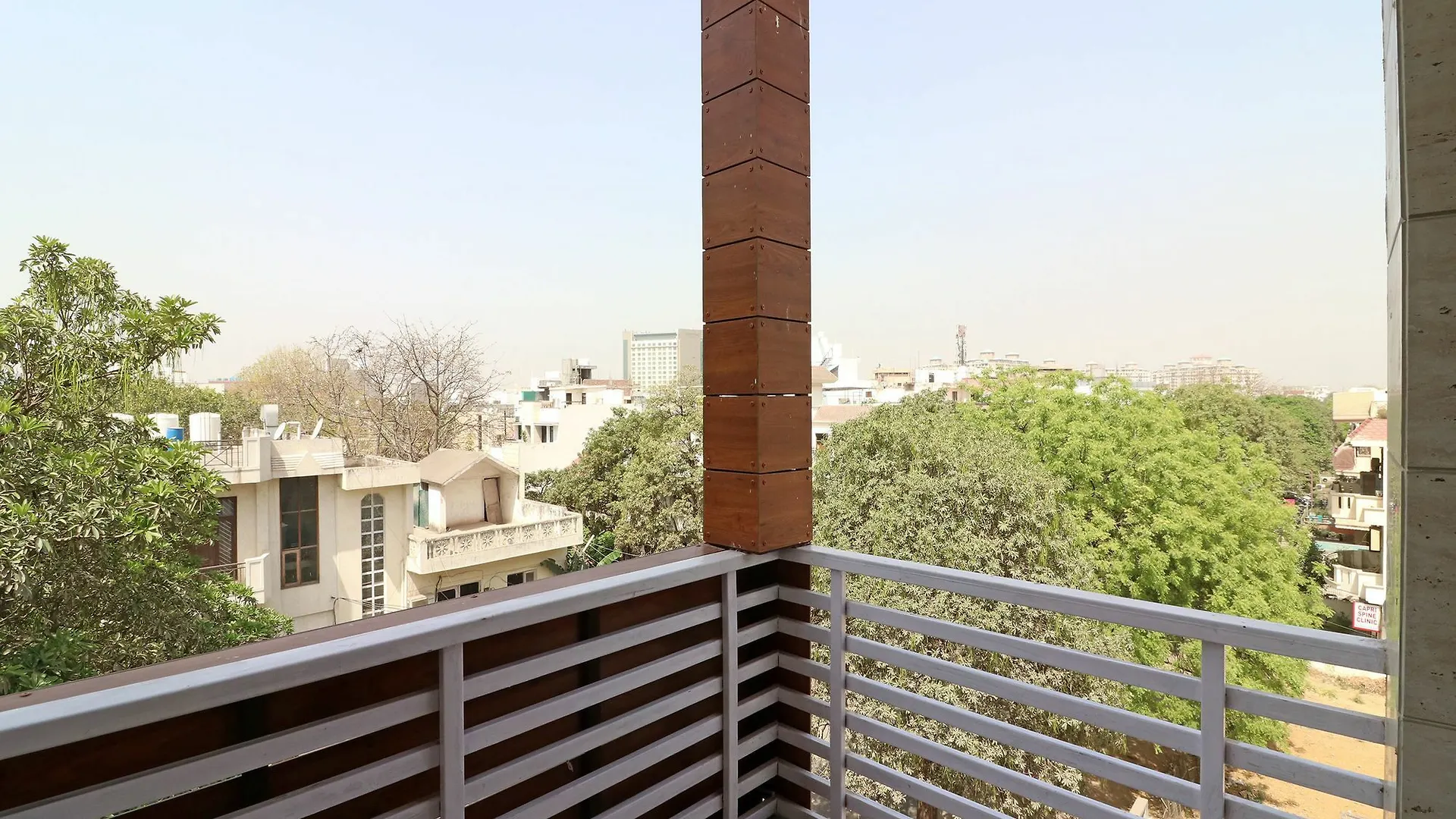 Oyo 12471 Sks Premium Hotel Gurgaon